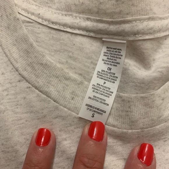 Graphic tee - Picture 2 of 2